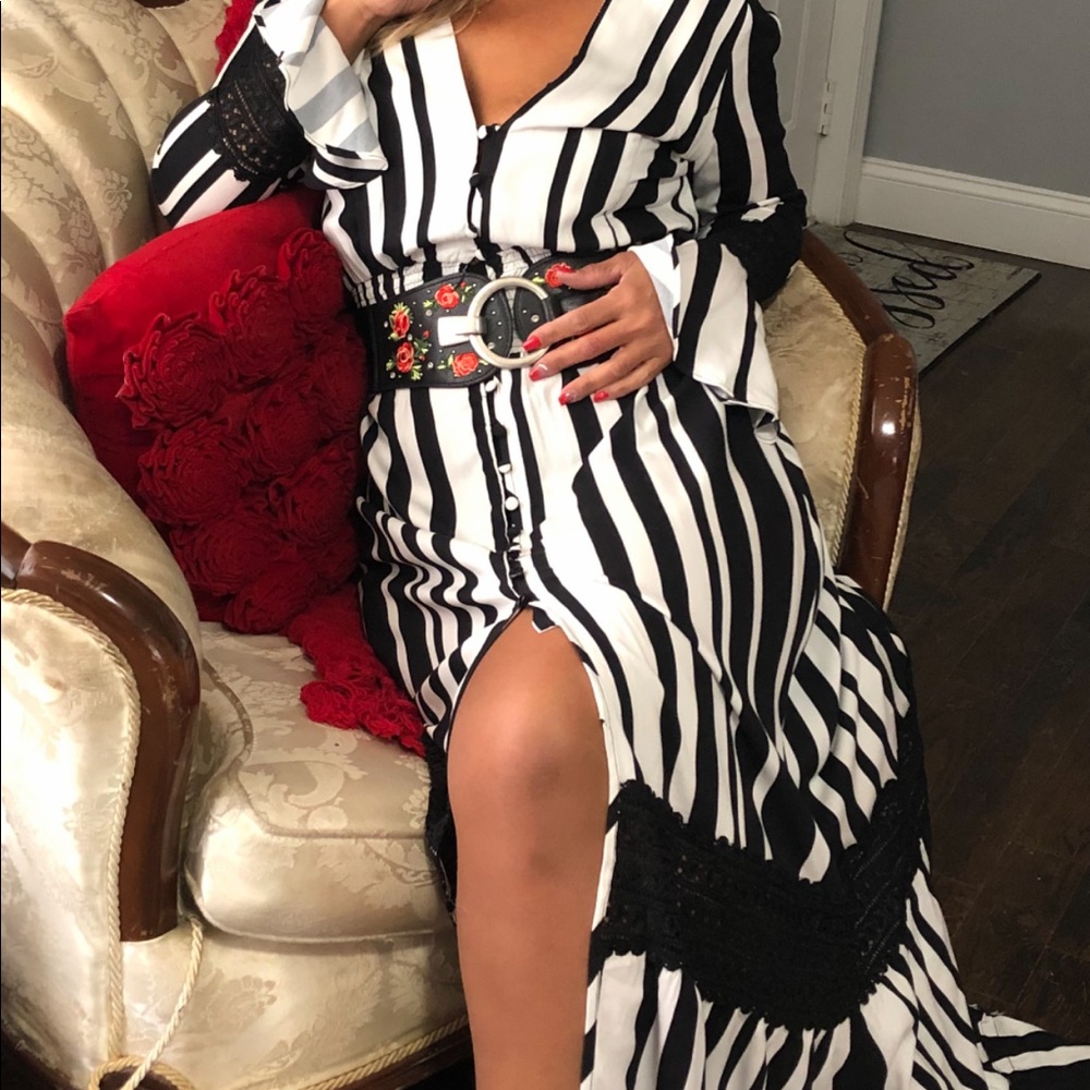 Dress - Picture 3 of 5